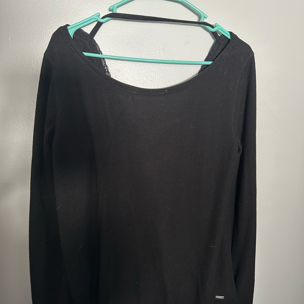 Hollister Crewneck Top - Picture 2 of 3